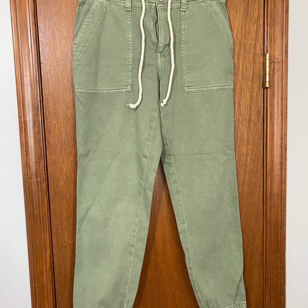 American Eagle Outfitters Olive Cargo Pants
